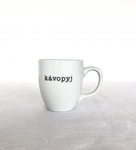 Malý hrníček kávopyj s obrázkem na dně