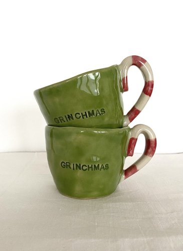 Vánoční hrnek GRINCHMAS - vzor: fuj, lidi