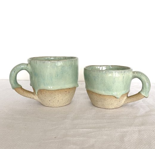 Hrnek se zelenou glazurou - různé velikosti - Velikost: střední cca 300 ml