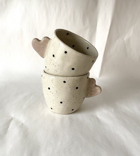 Kalíšek PUNTÍKY a srdíčko místo ouška